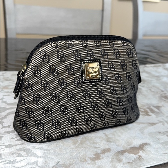 Dooney & Bourke Pouch Small Cosmetic Bag Black and Cream AUTHENTIC LIKE NEW - Picture 1 of 10